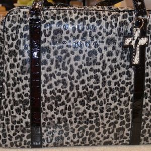 Large Overnight Bag with top zipper